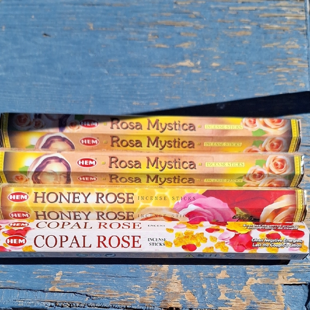 HEM Incense Sticks Set - Honey Rose and Copal Rose